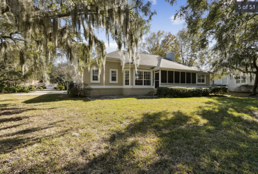 Waterfront Pool Home in Marsh Lakes | 96185 Marsh Lakes Drive, Fernandina Beach, FL